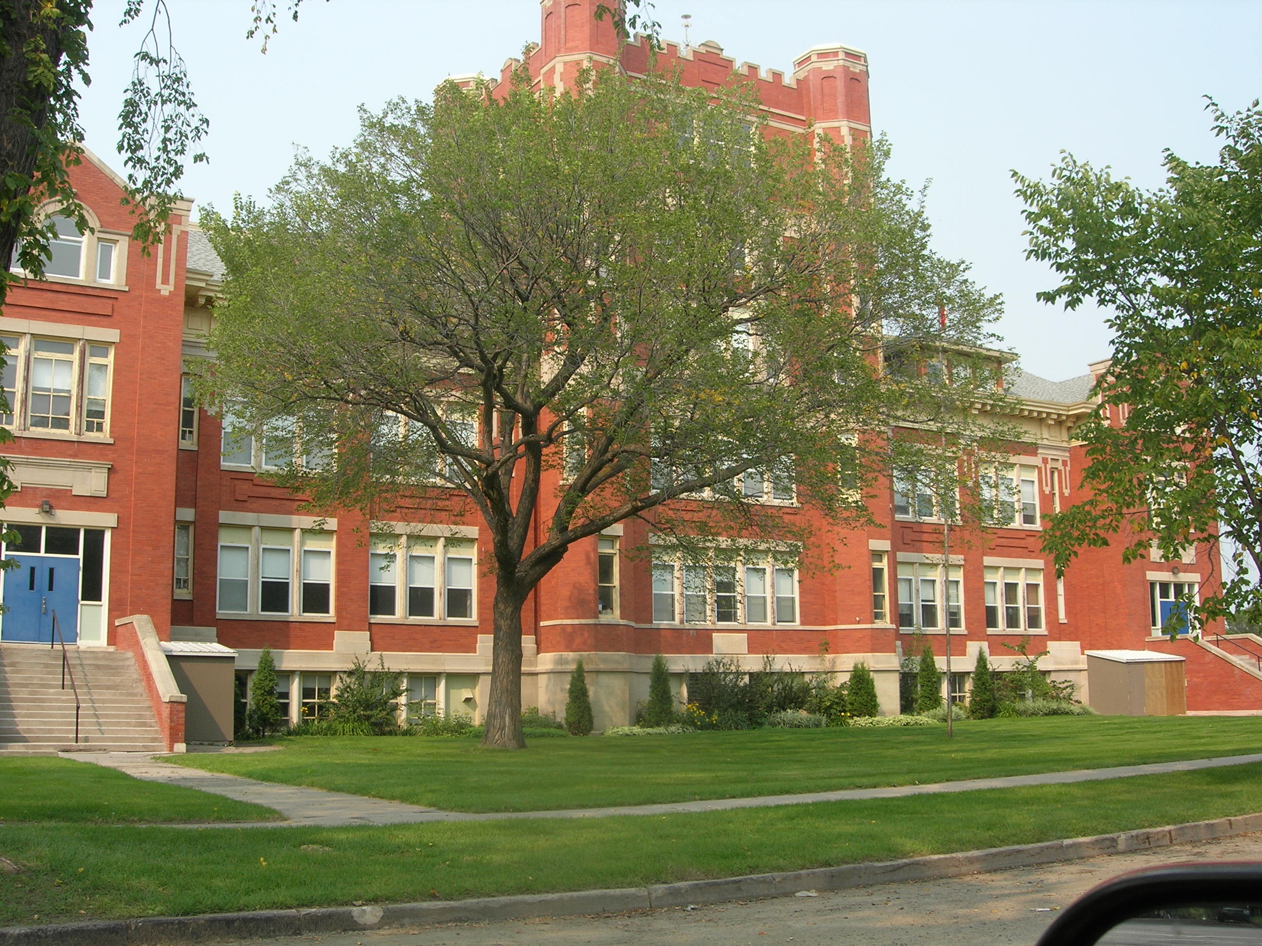 Westmount Community School Saskatoon.ca